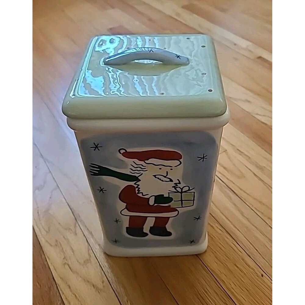 Eddie Bauer Home Christmas Cookie Jar w/ Lid. China 10x5.5x5.5”